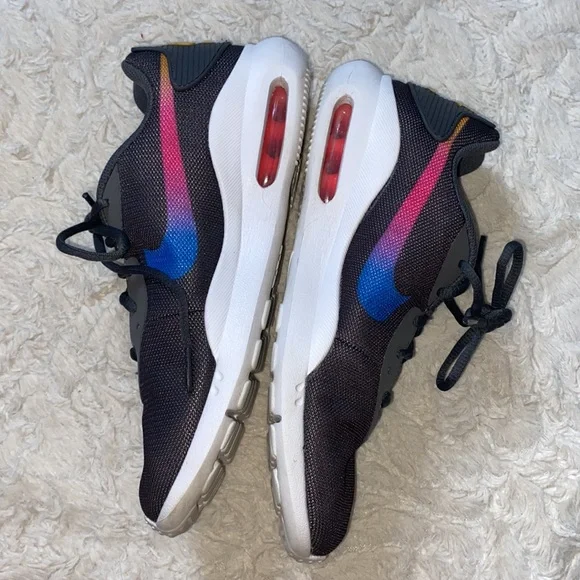 Gray Nike Air Sneakers - Picture 3 of 7